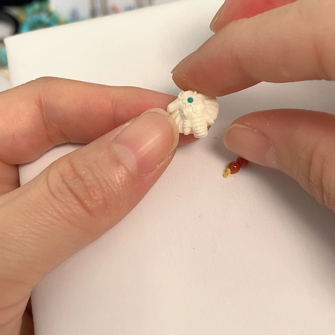 南红玛瑙未镶嵌珠宝奇石