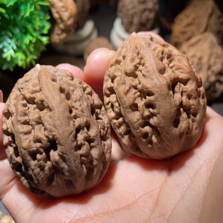 把件文玩核桃东北楸子小雪106