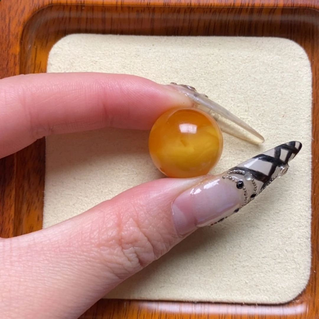 【闪购商品】蜜蜡裸石未镶嵌单珠