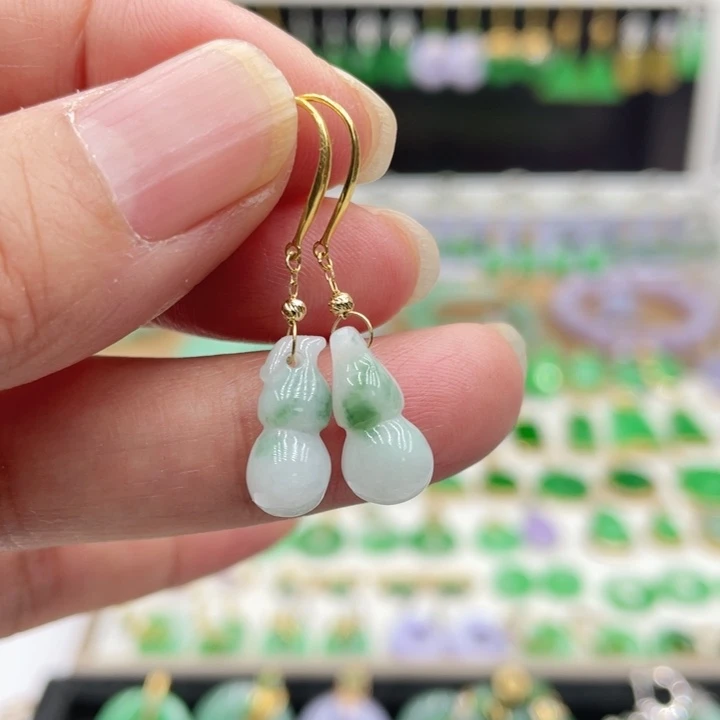 翡翠18K金镶嵌耳饰