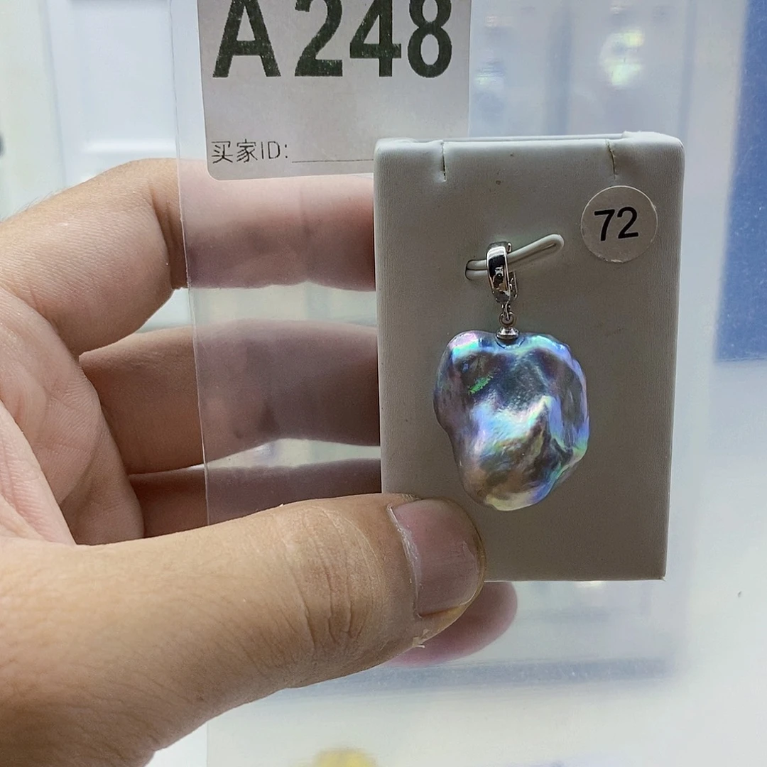 淡水珍珠合金颈饰