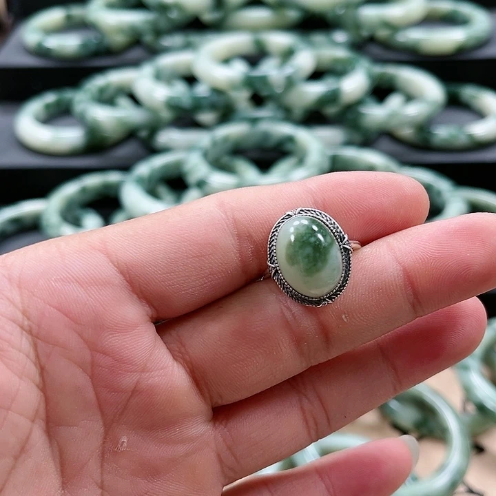 【闪购商品】透闪石-蛇纹石玉戒指银S925镶嵌y****n