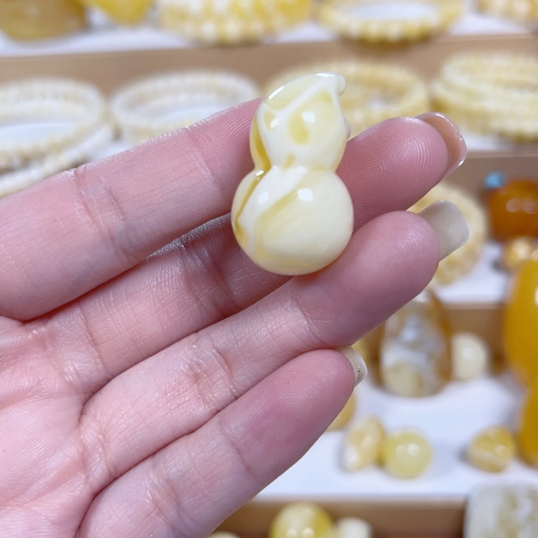 琥珀颈饰未镶嵌天然蜜蜡