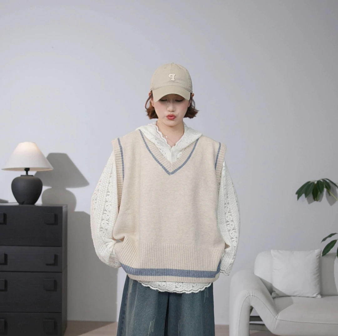 【兜兜家】学院风减龄撞色V领坎肩马甲