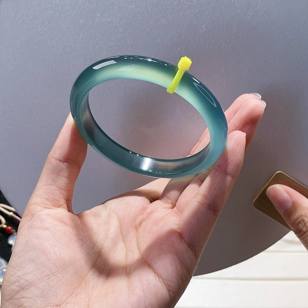 玛瑙/玉髓手镯未镶嵌61.3