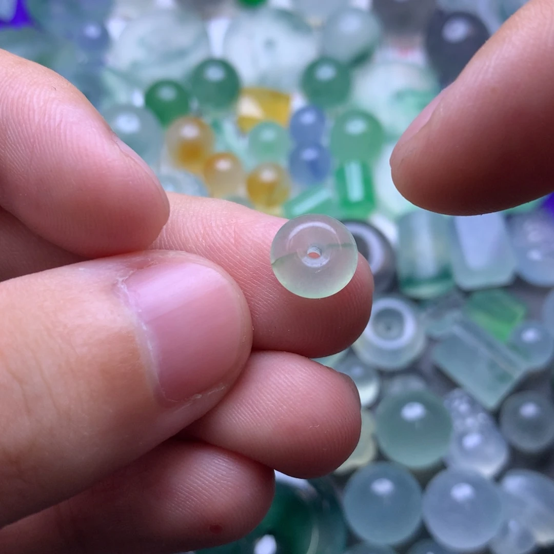 夕***映定制翡翠未镶嵌挂件