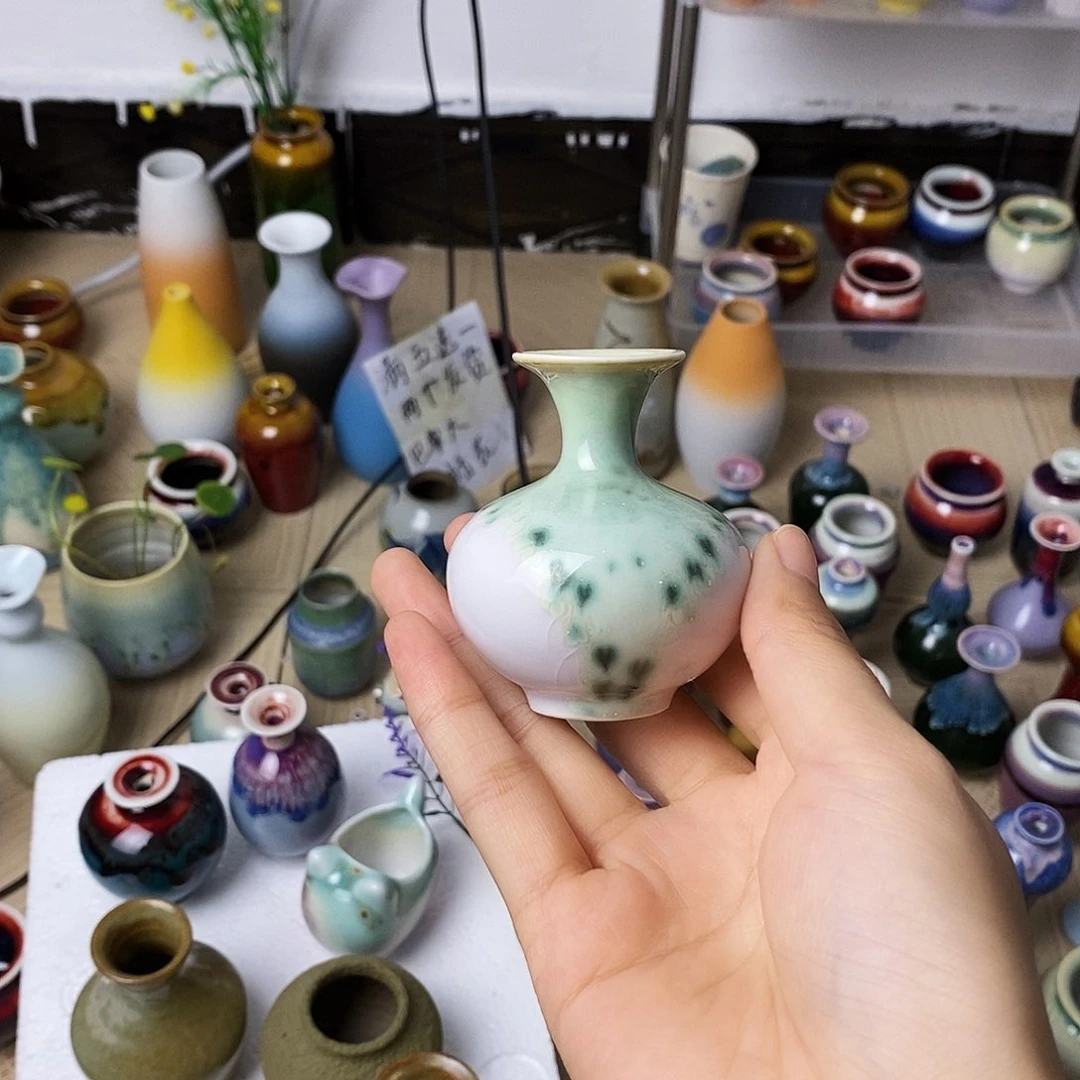 摆件巴掌大不插花景德镇高温陶瓷小花器