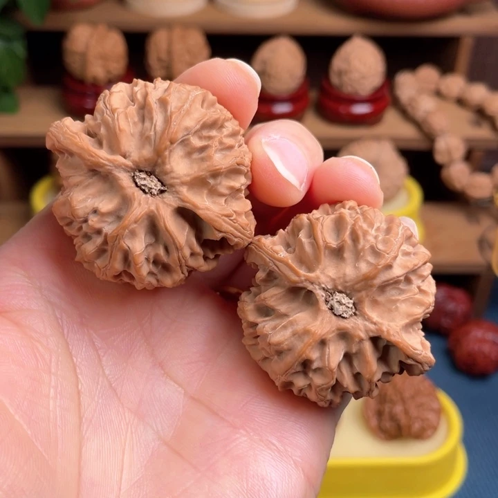 文玩核桃把件苹果园45