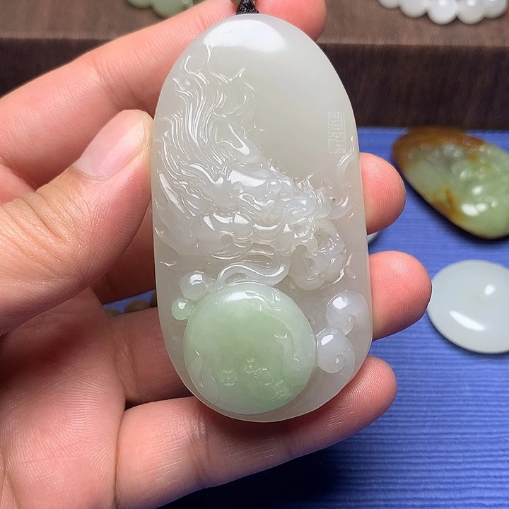 未镶嵌和田玉挂件