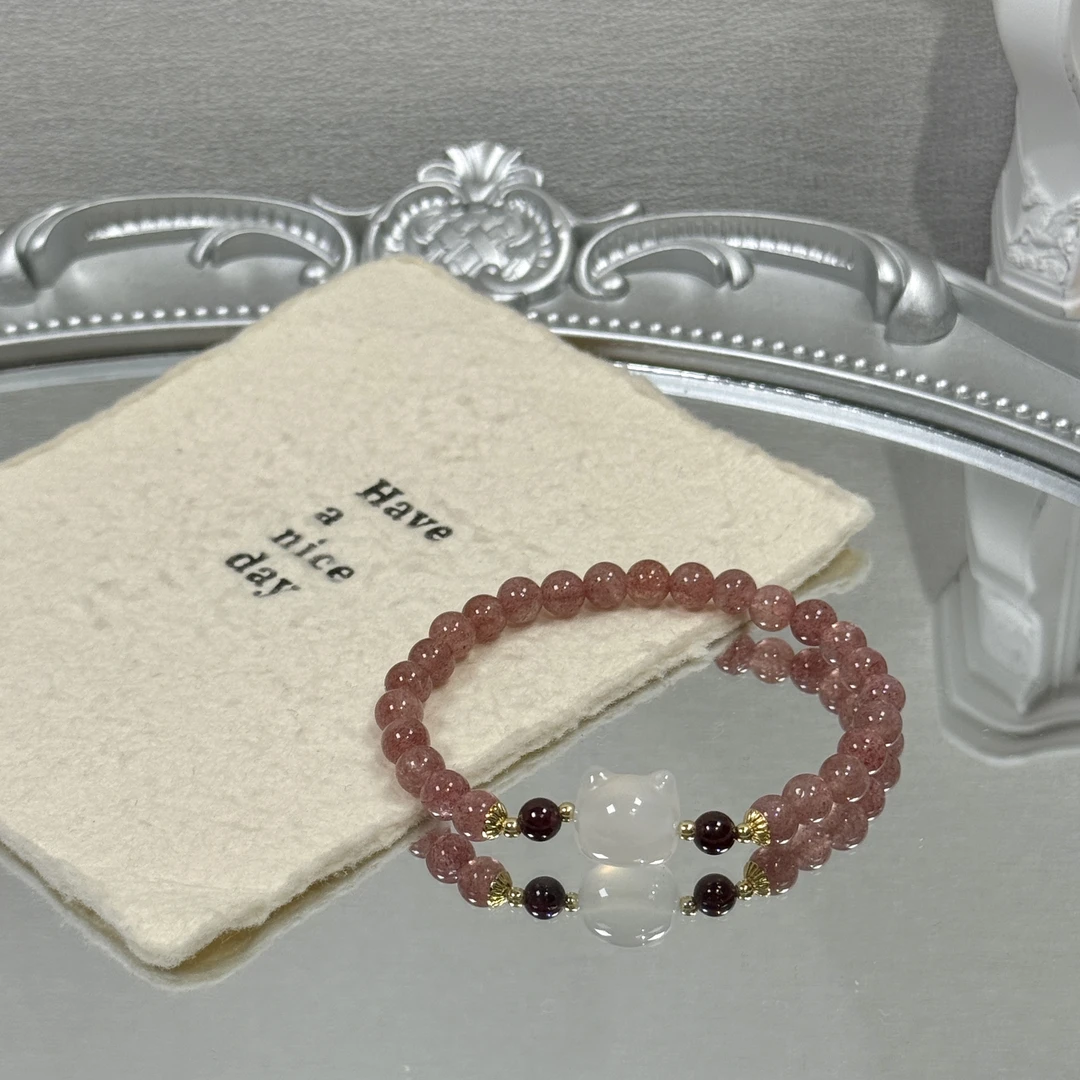 《草莓猫猫头》草莓晶玛瑙手串