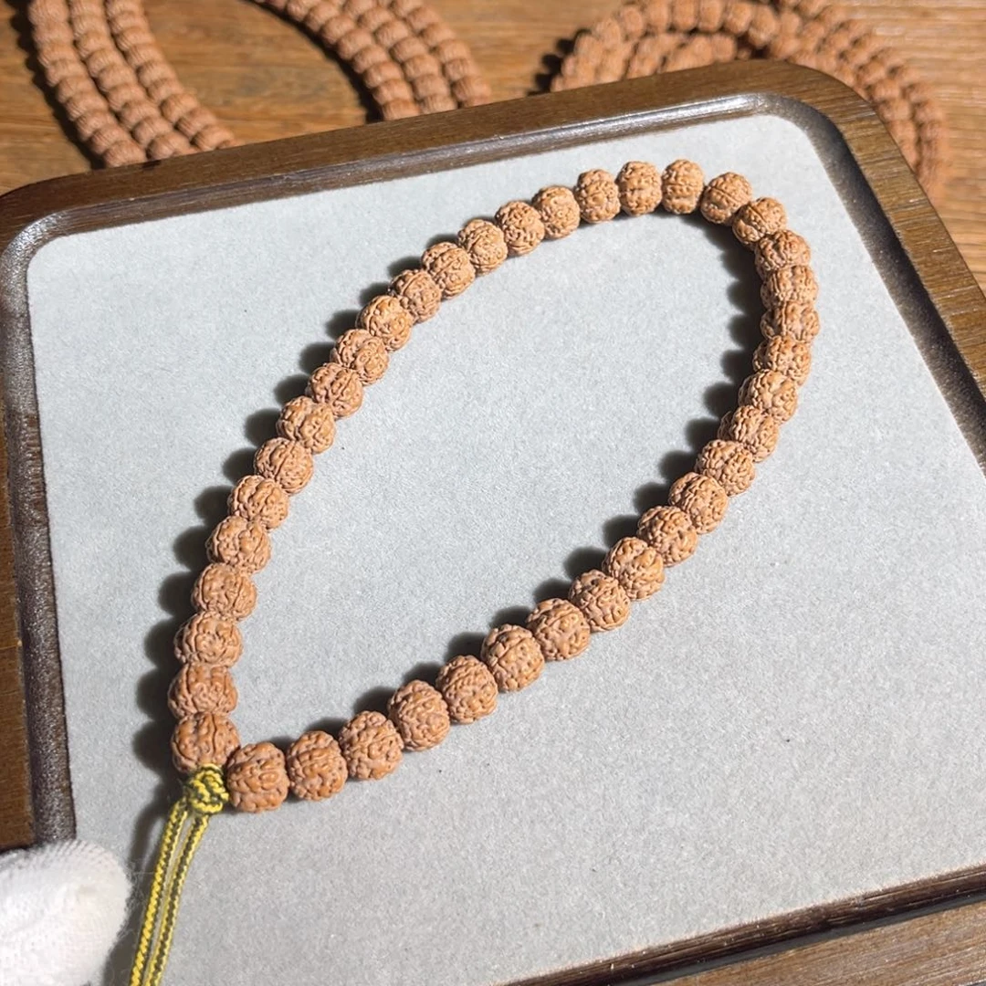 金刚菩提吊坠老树梅花手持