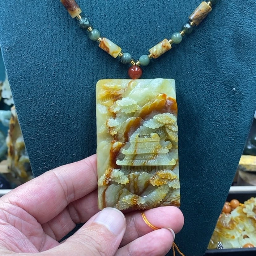 【闪购商品】蛇纹石玉吊坠未镶嵌扬*