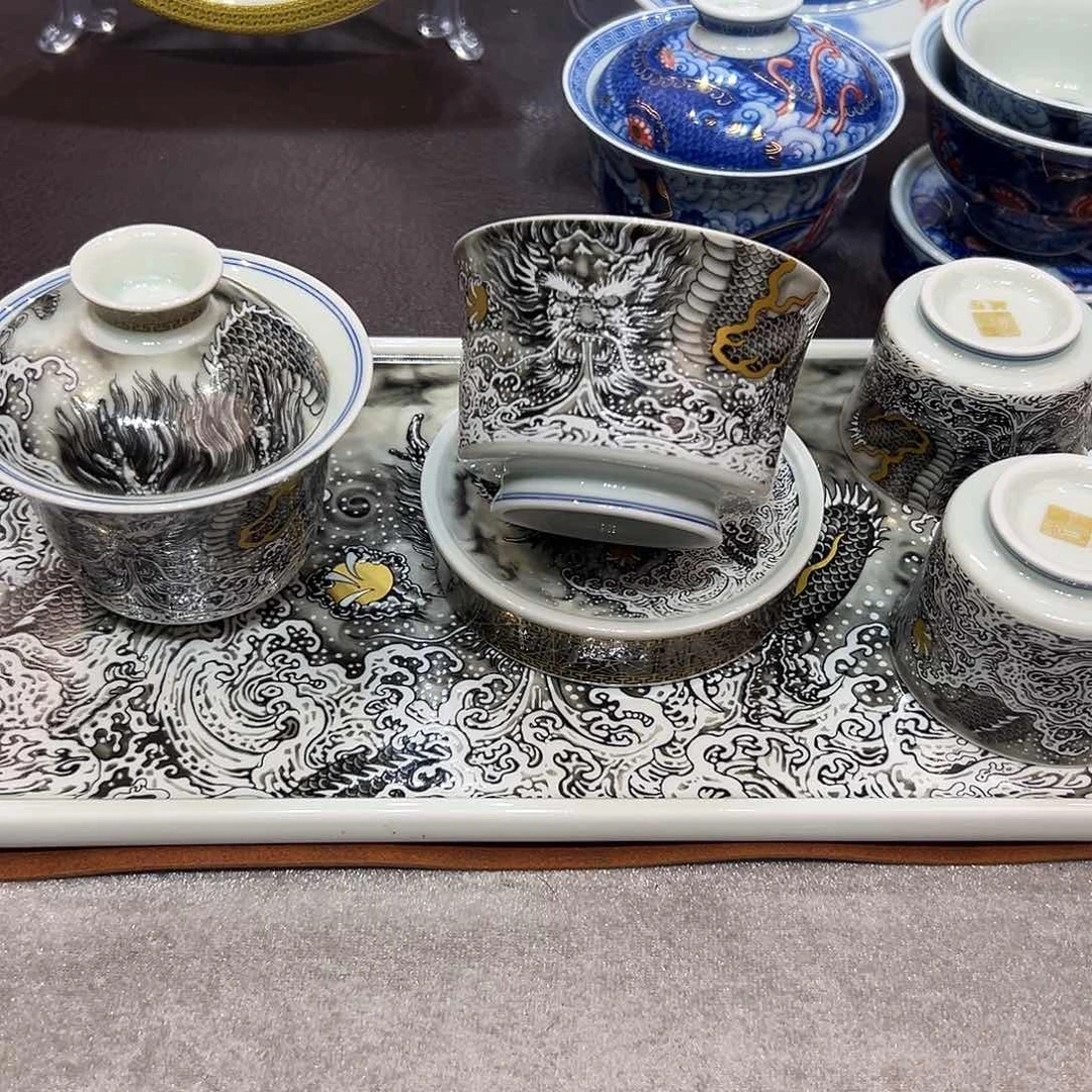 摆件吃姐姐男男女女