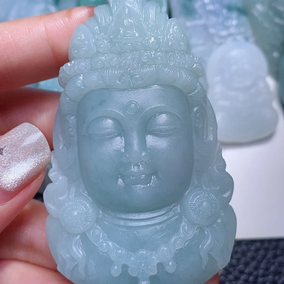 未镶嵌定制翡翠毛货付款后确认抛光