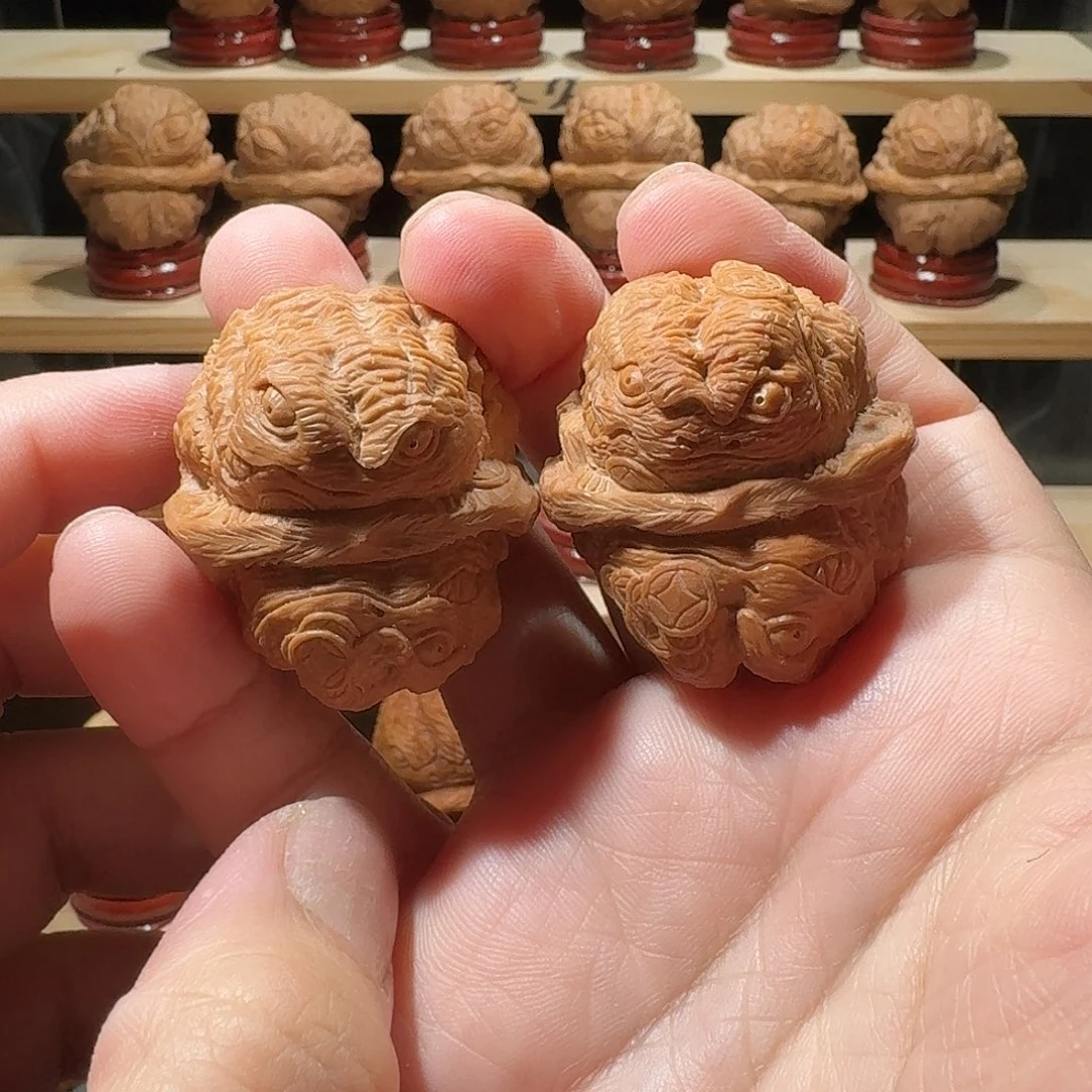 把件文玩核桃尺寸37双面金蟾