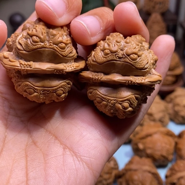 【闪购商品】核桃手串/手链主****刷双面金蟾