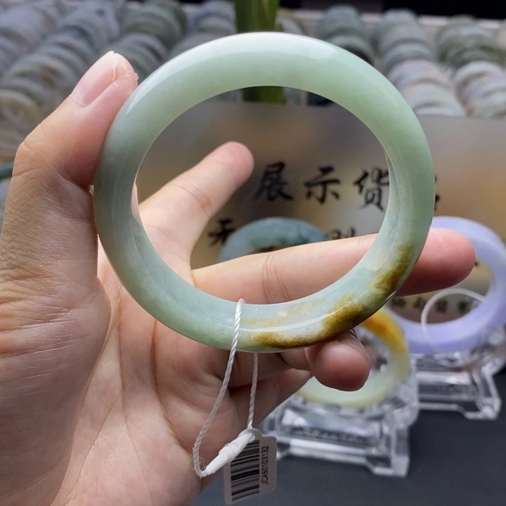 翡翠未镶嵌手镯翡翠