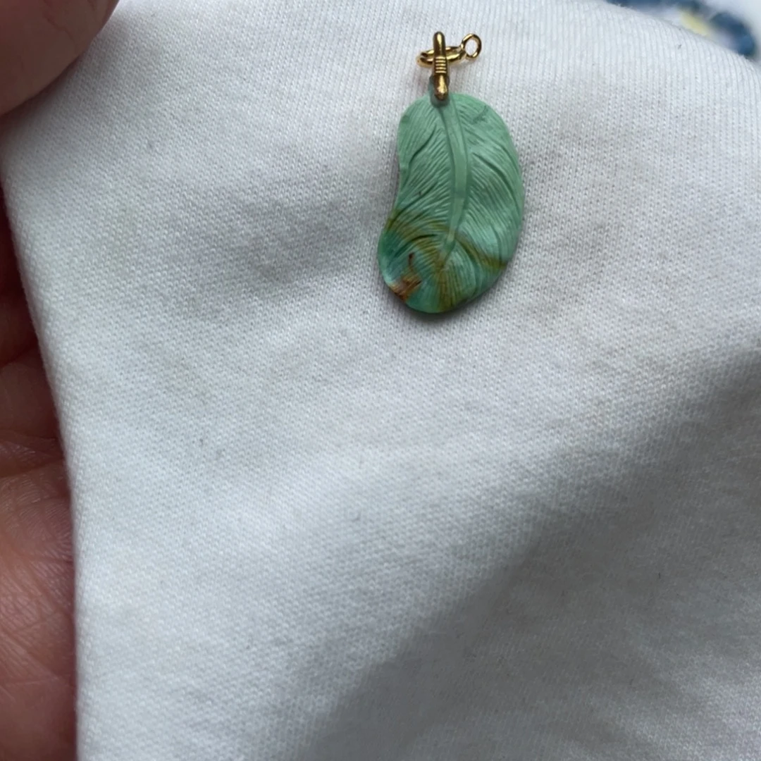 ****乐绿松石未镶嵌珠宝奇石