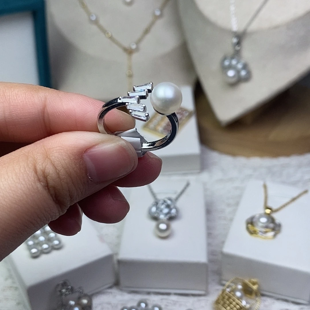 耳饰14K金镶嵌淡水珍珠