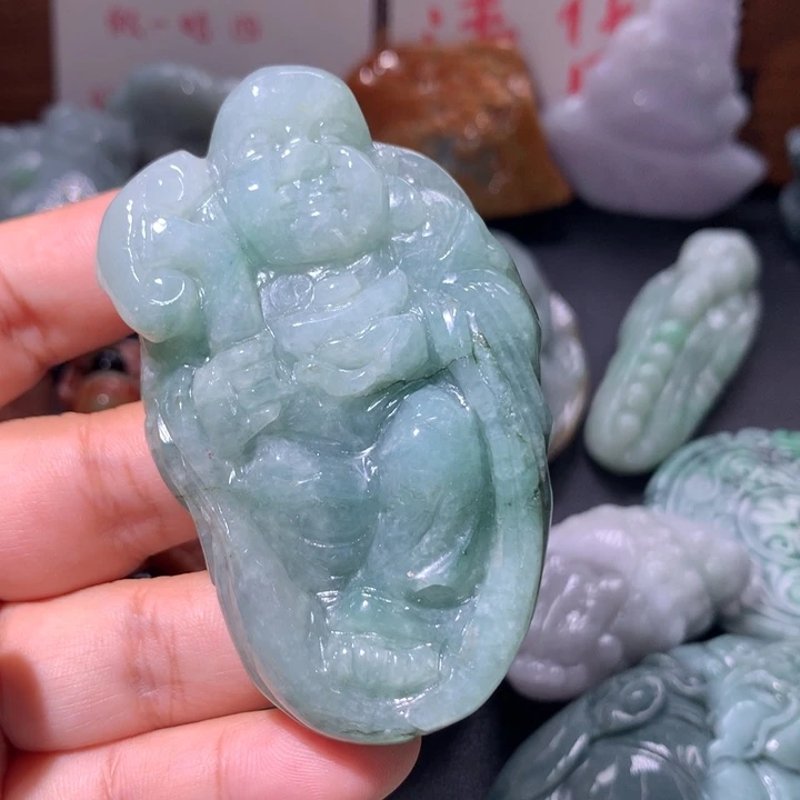 翡翠未镶嵌颈饰保真天然A货翡翠
