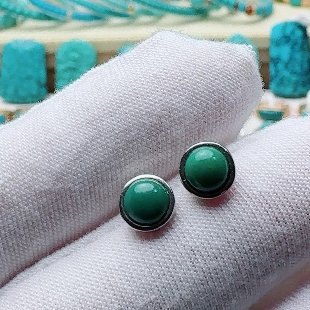绿松石银S925镶嵌高瓷玉化绿耳钉
