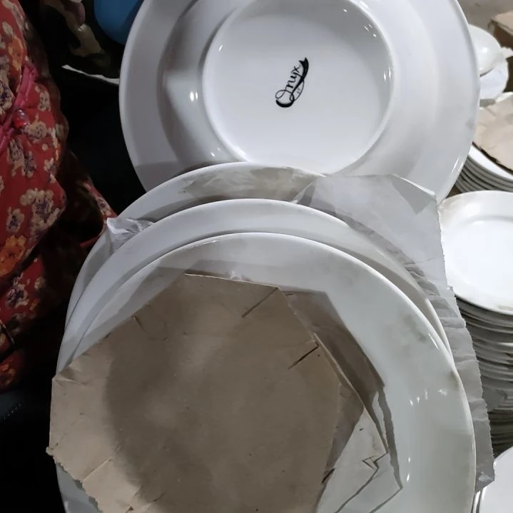 摆件陶瓷盘子碗啥都有