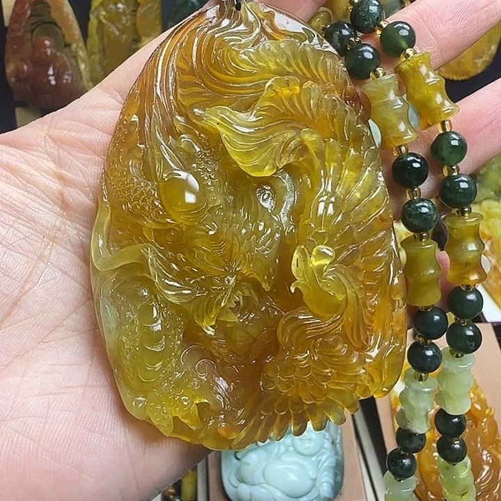 未镶嵌蛇纹石玉颈饰
