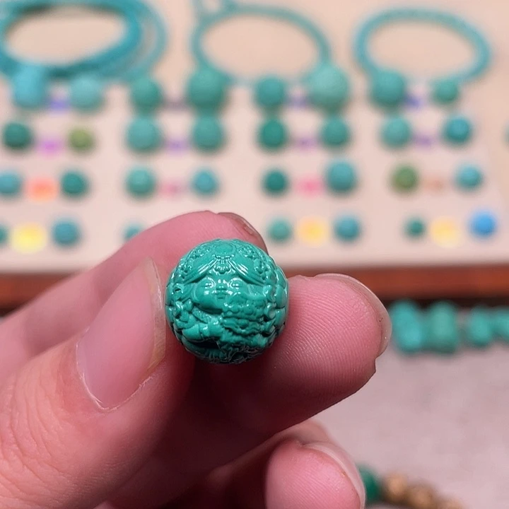 云见家匠心手工雕刻，尺寸13