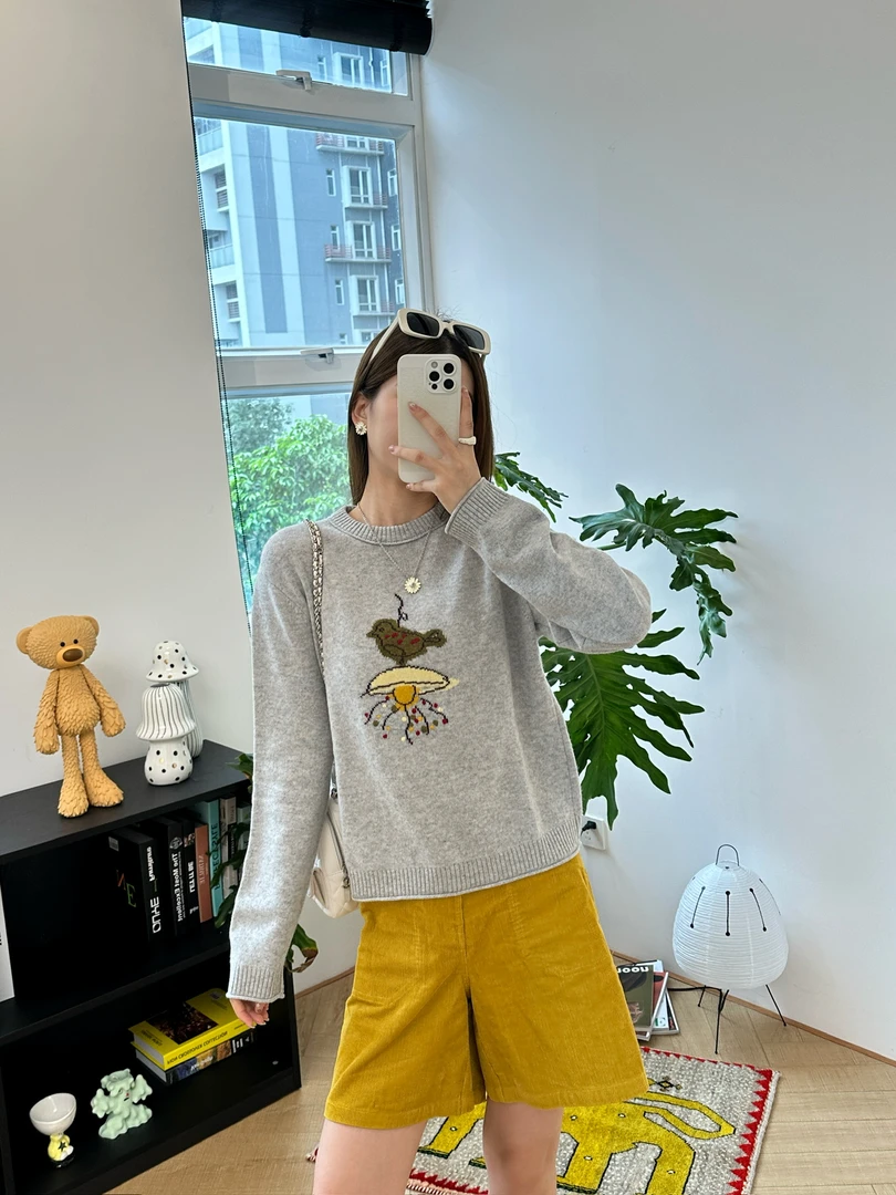 fafamoon 设计师品牌 “点灯人”基础圆领毛衣