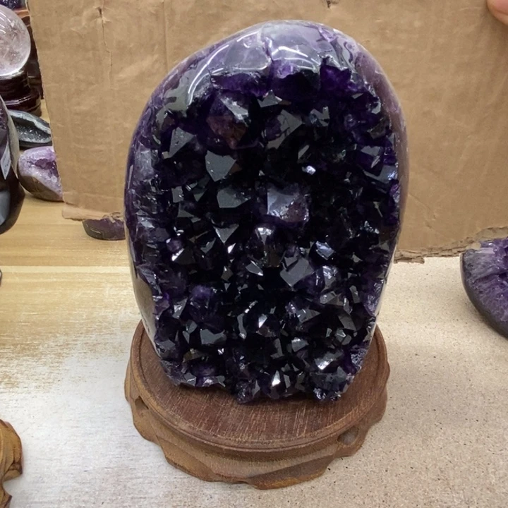 紫晶大型摆件（非配饰）未镶嵌