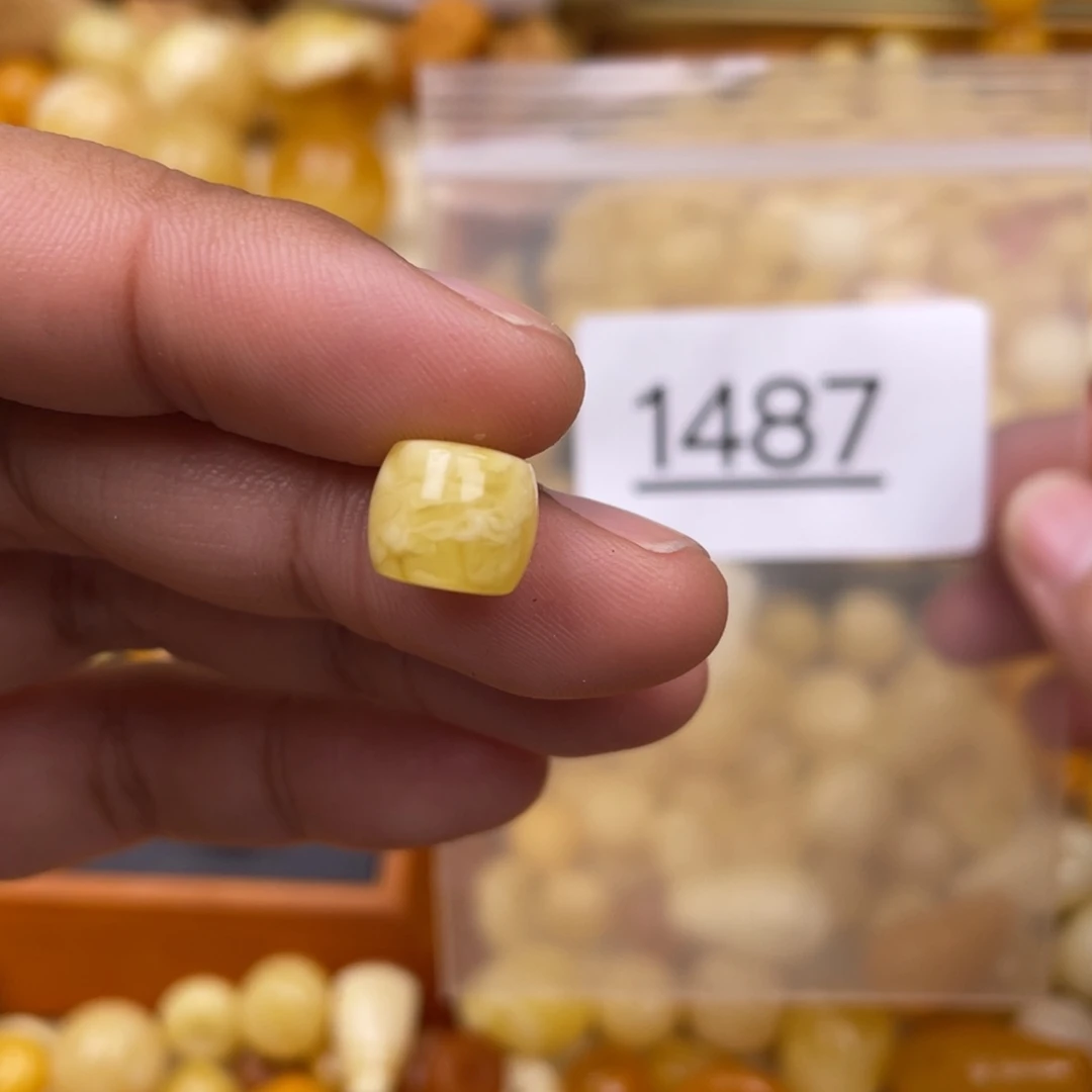 琥珀珠宝奇石未镶嵌大**胖