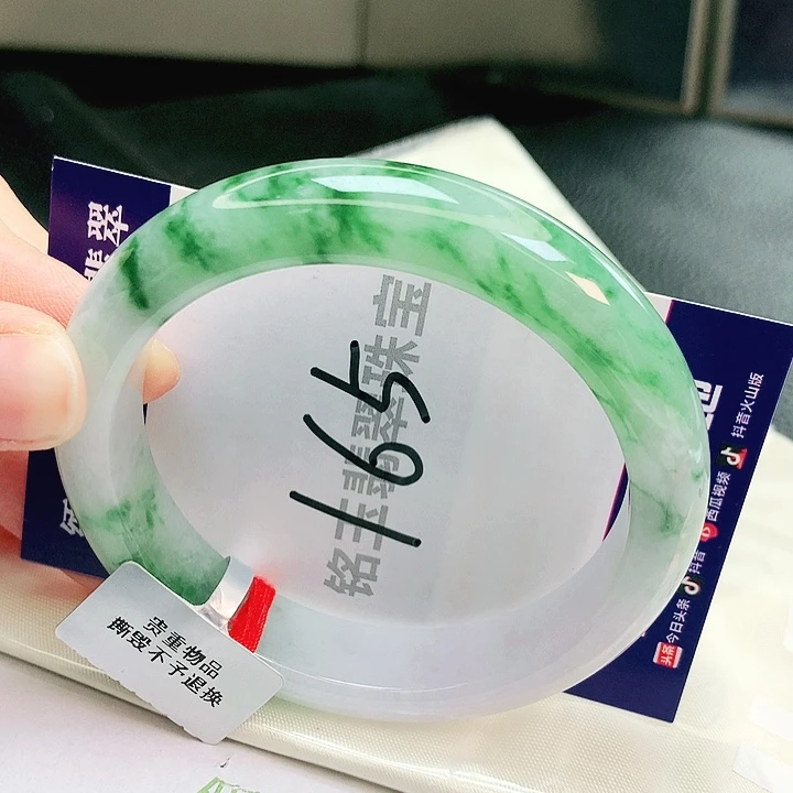 翡翠未镶嵌手镯缅甸天然a货翡翠手镯