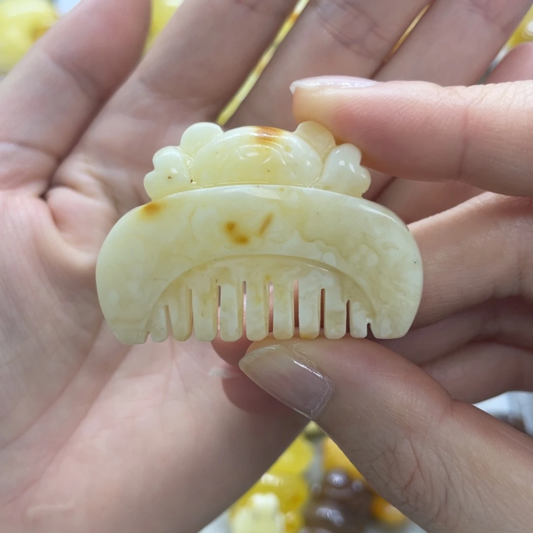 琥珀未镶嵌裸石天然琥珀