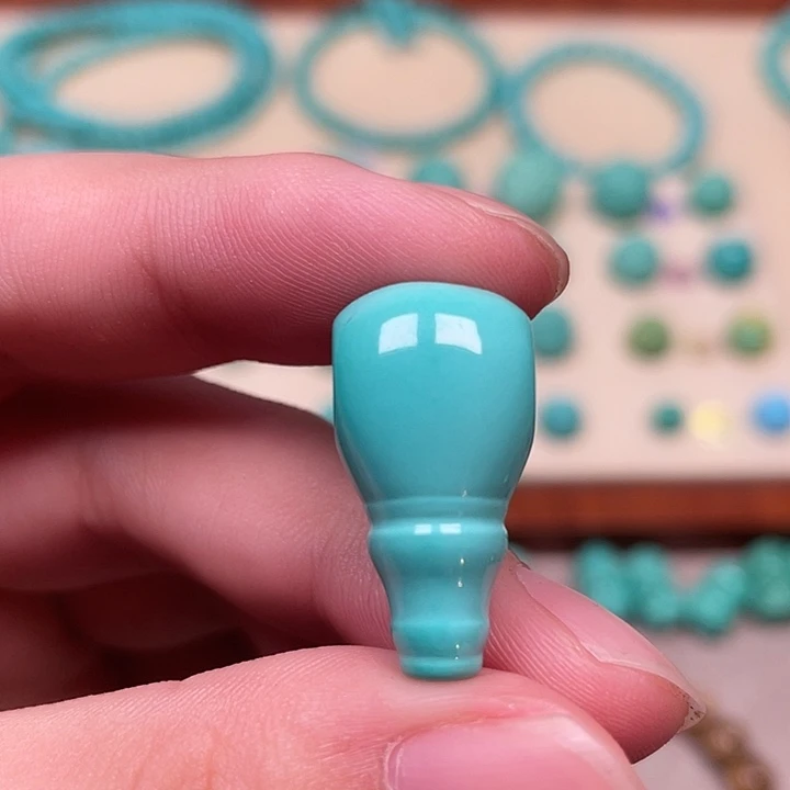 云见家匠心手工雕刻配饰，尺寸12.6