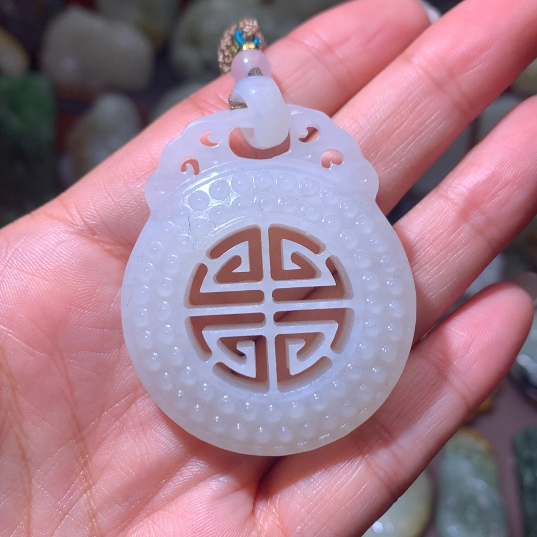 颈饰未镶嵌和田玉