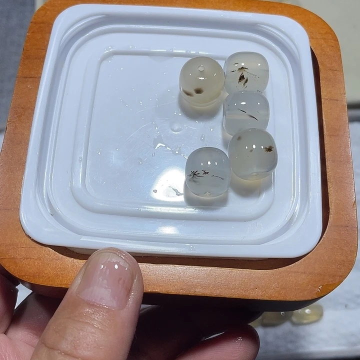 玛瑙/玉髓合金颈饰