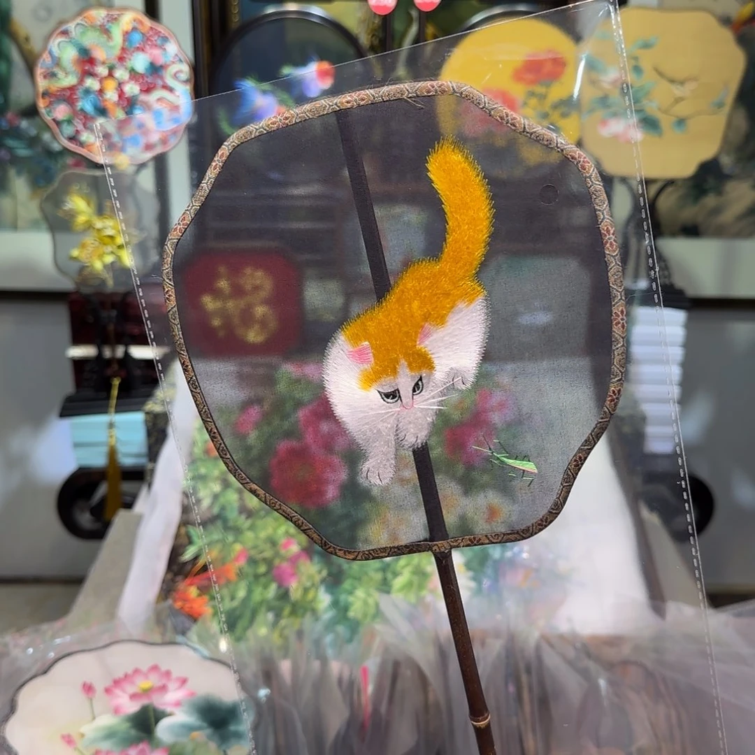 刺绣刺绣工艺精湛异色