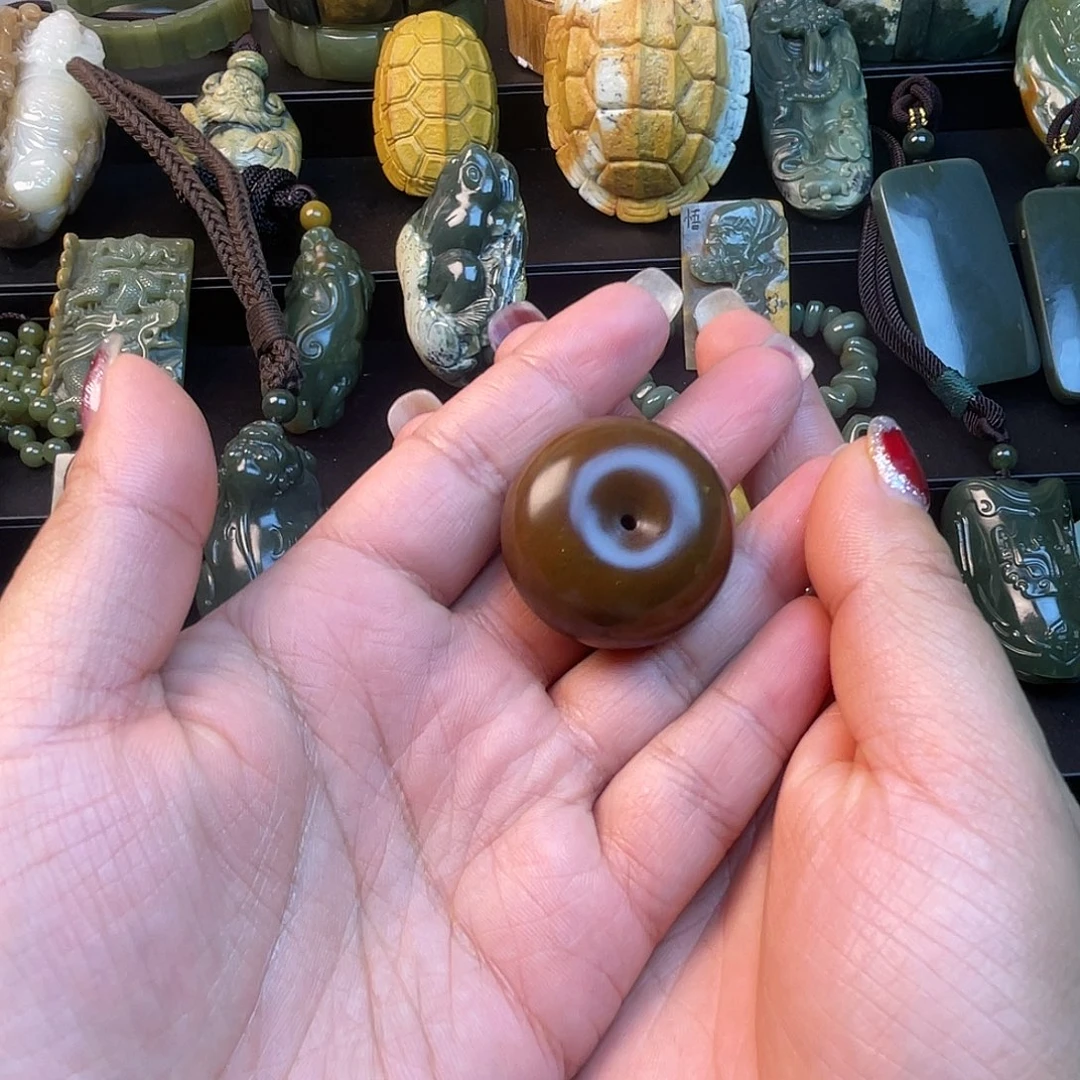 透闪石质玉未镶嵌手链