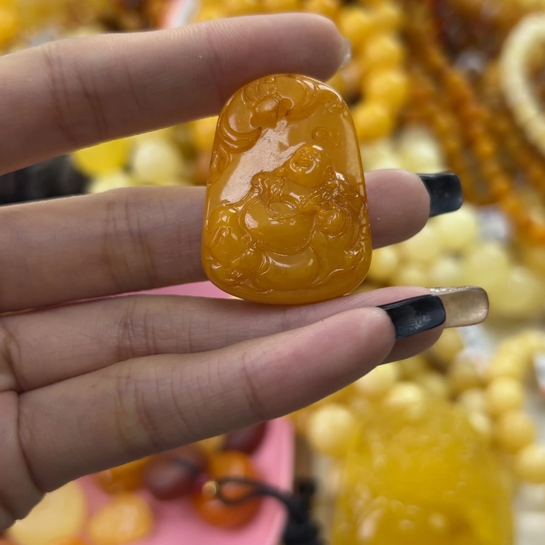 琥珀珠宝奇石未镶嵌