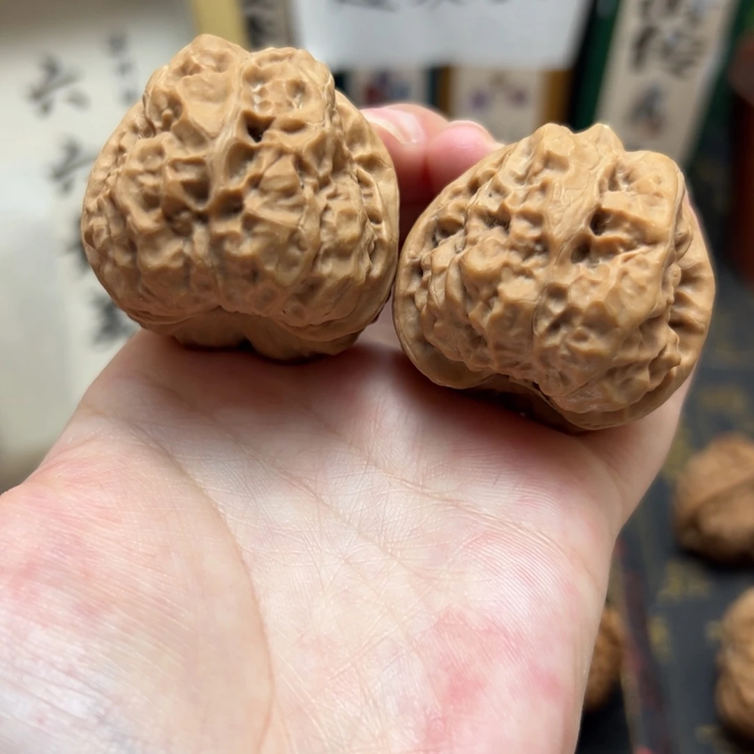 甜***i把件文玩核桃40三角蛙
