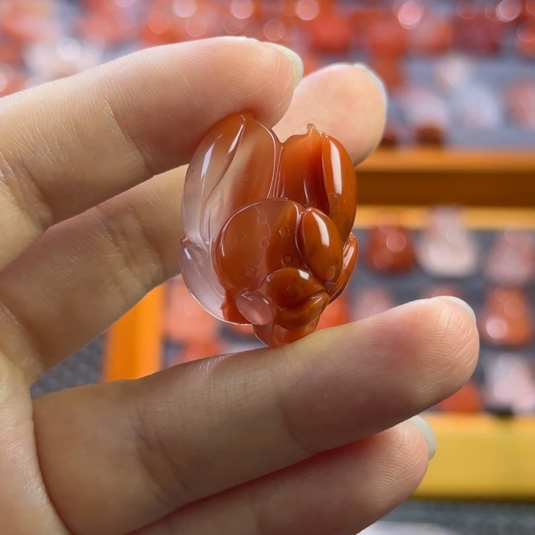 南红玛瑙未镶嵌珠宝半成品莲花