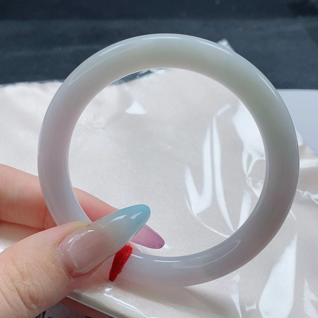 【闪购商品】未镶嵌手镯（圆镯）翡翠425号