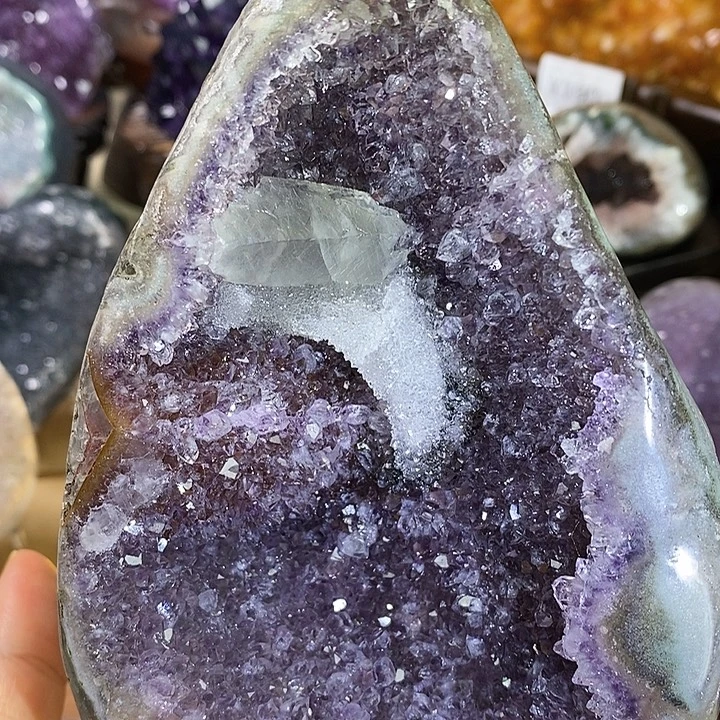 紫晶大型摆件（非配饰）未镶嵌