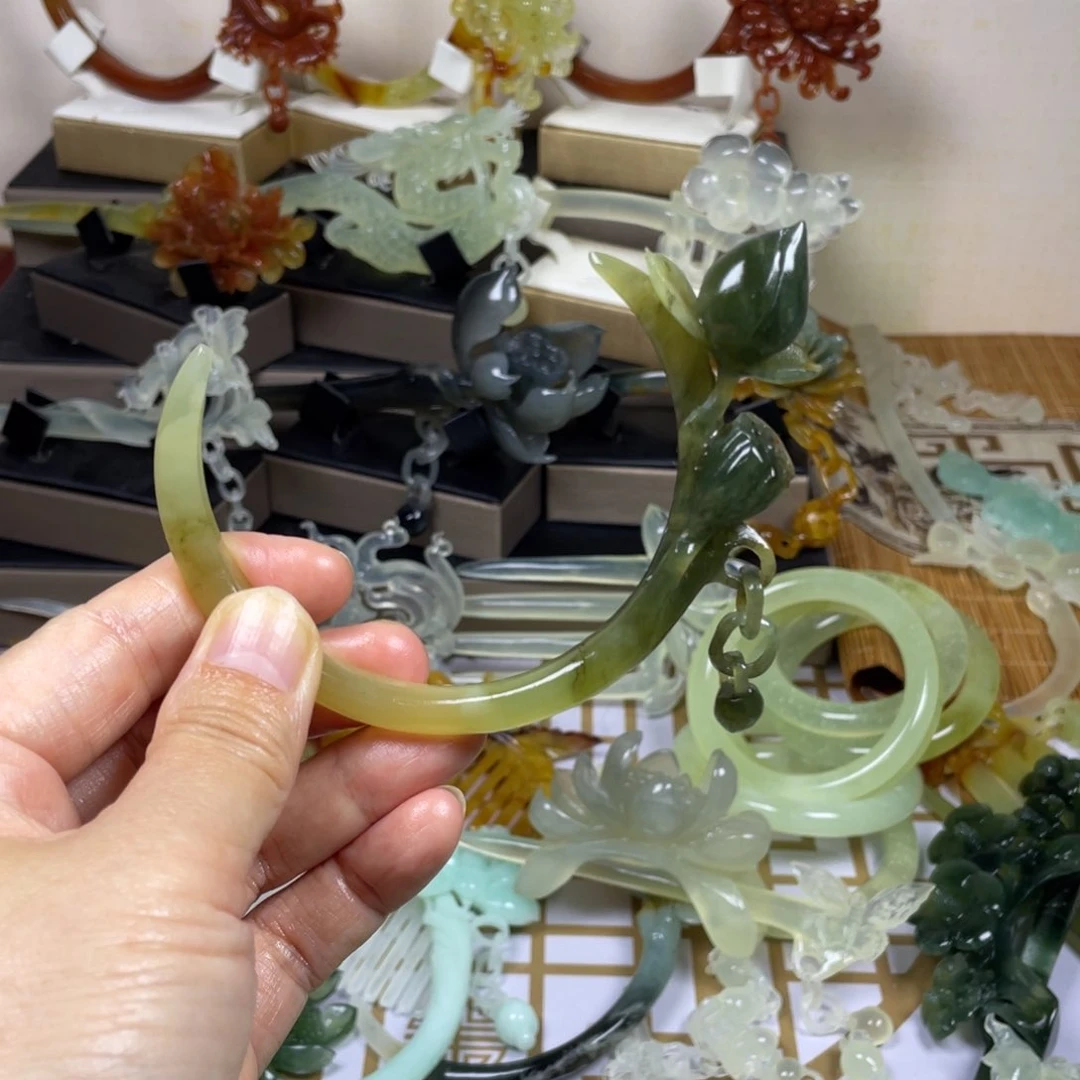 未镶嵌蛇纹石玉发饰嬿