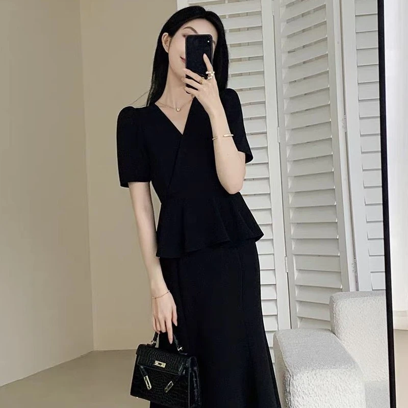 （80-200斤）黑色连衣裙女2025夏新款假两件气质显瘦V领长裙子1783