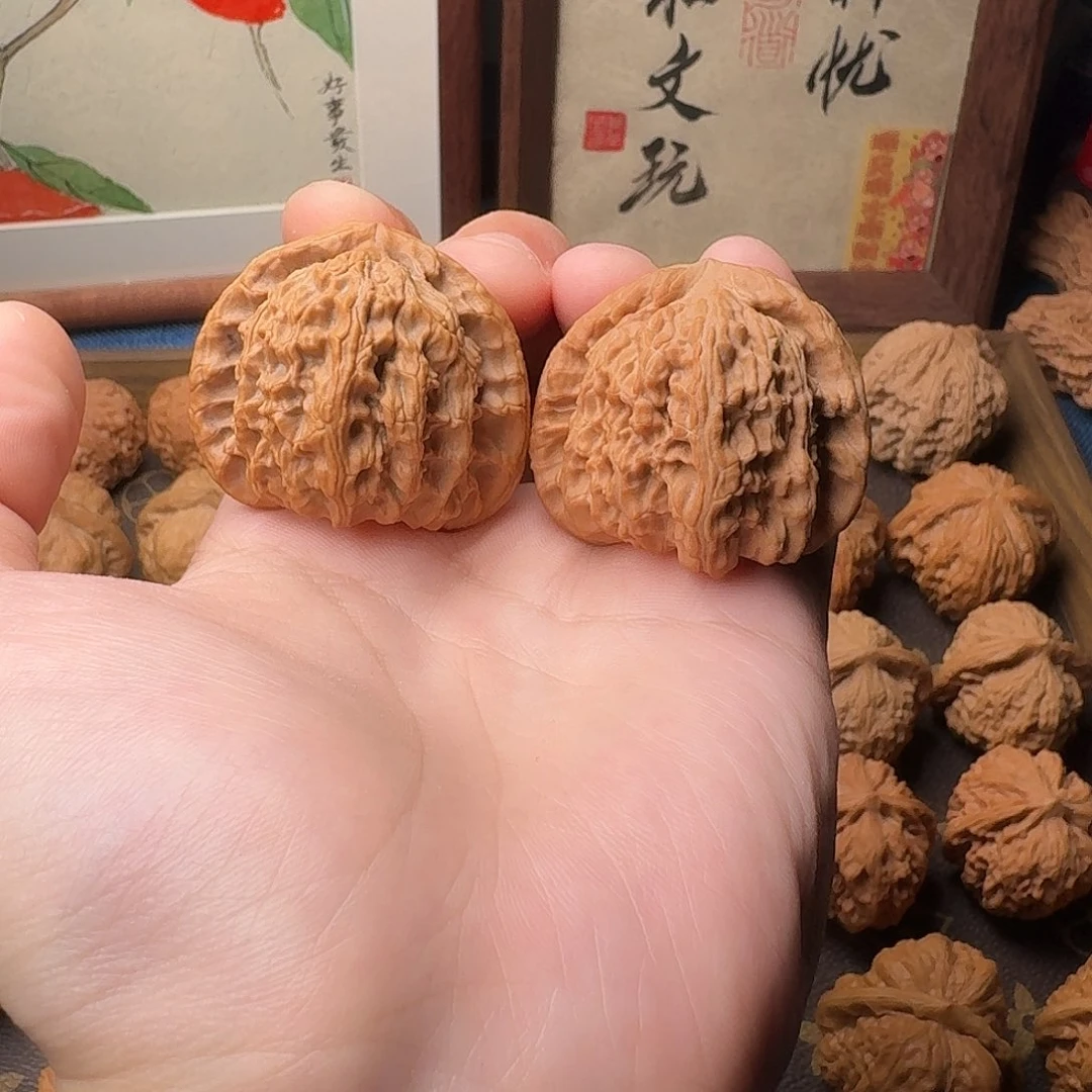 卖***的核桃白狮子666888