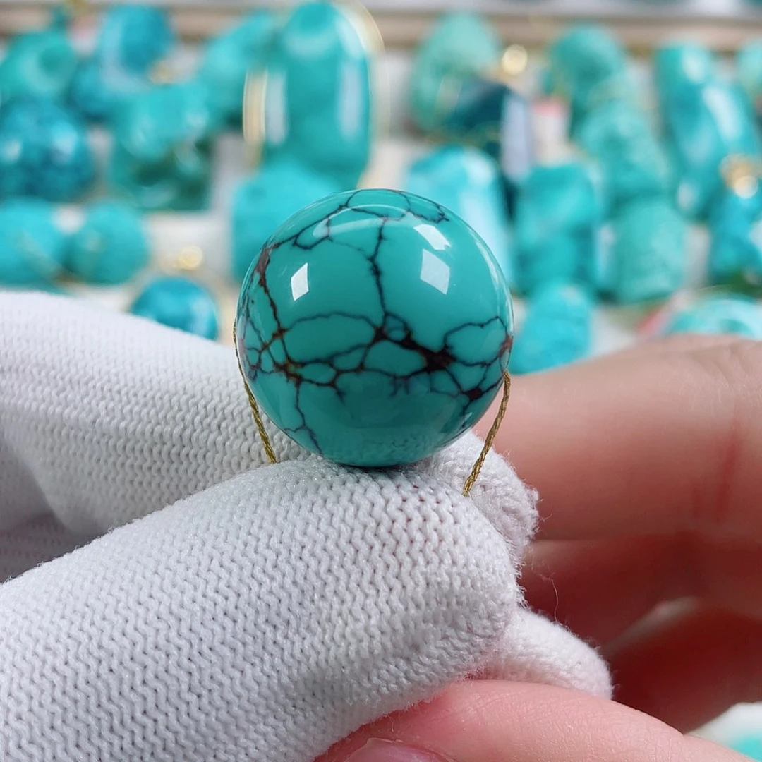 绿松石未镶嵌颈饰直径21