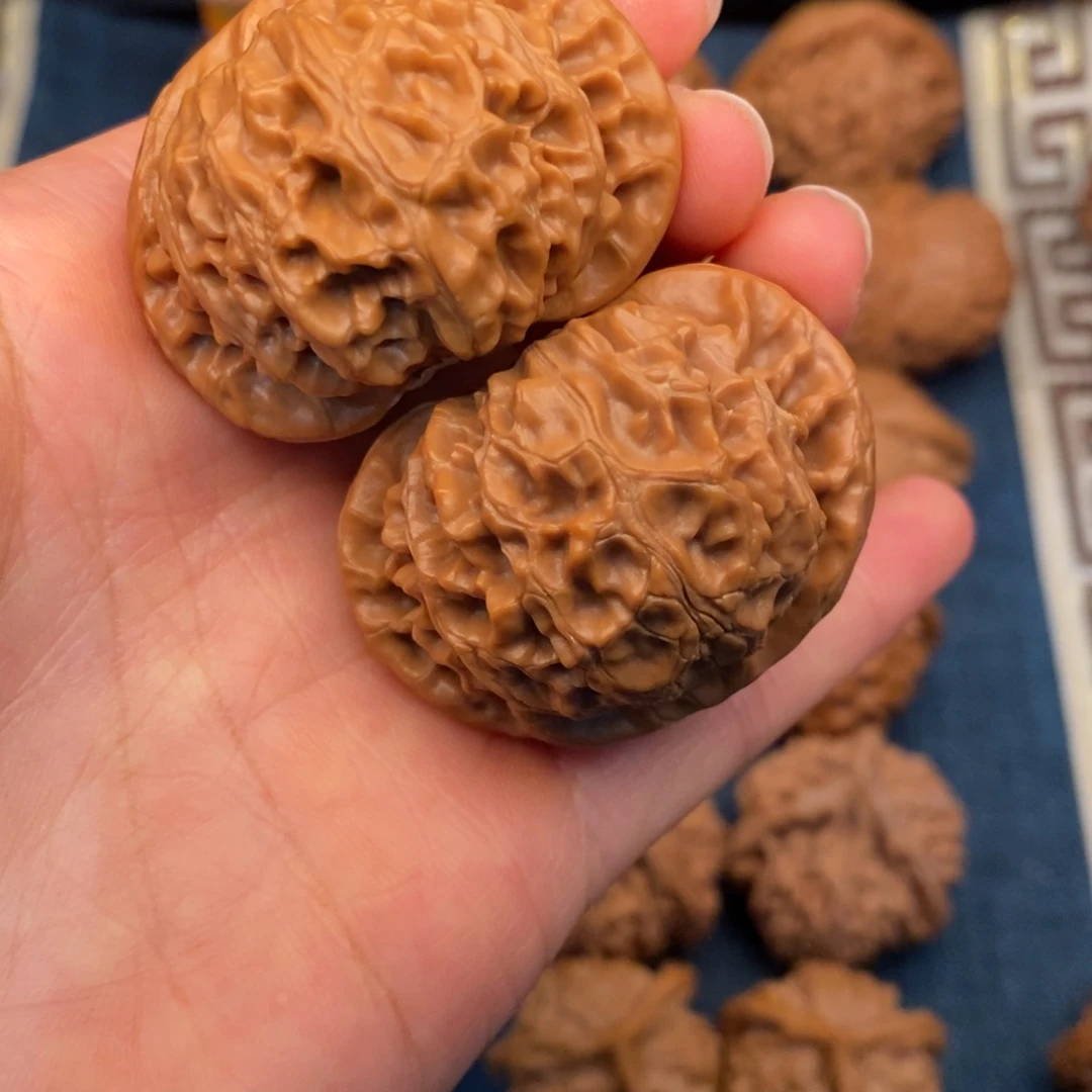 神***恋把件文玩核桃43全品肉宫灯