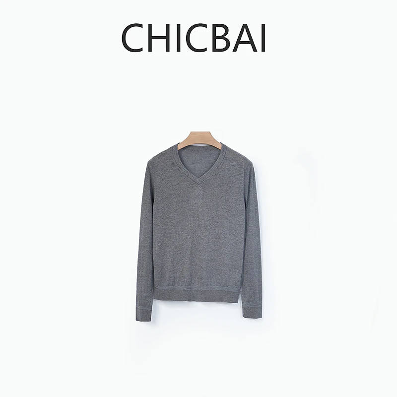 CHICBAI 零压极简康赛妮纱线扳花V领针织衫