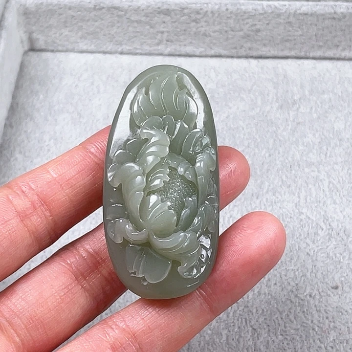 和田玉（糖玉）颈饰未镶嵌